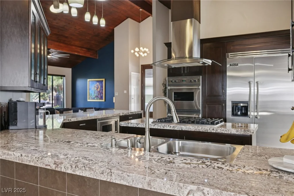 3140 Montessouri, Las Vegas, NV 89117