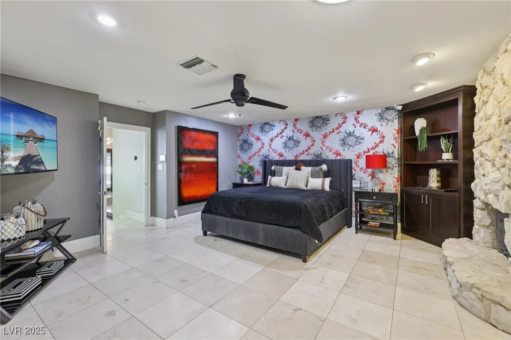 3140 Montessouri, Las Vegas, NV 89117