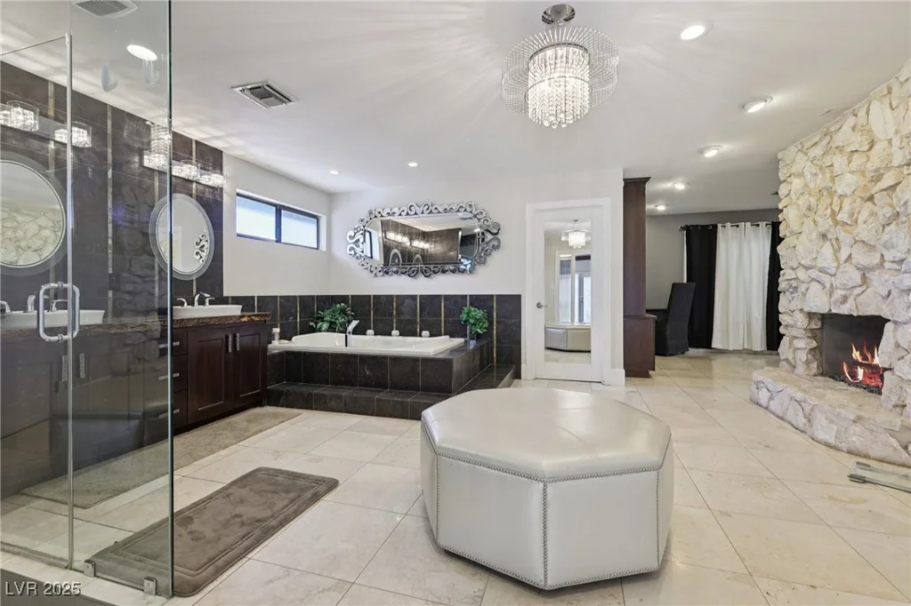 3140 Montessouri, Las Vegas, NV 89117