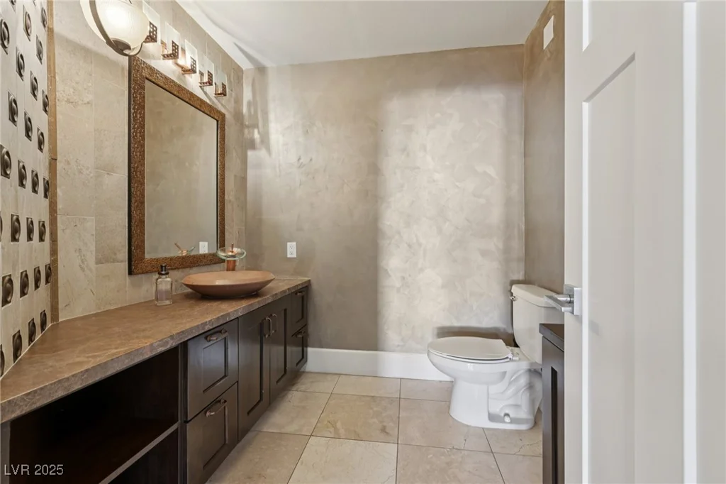 3140 Montessouri, Las Vegas, NV 89117