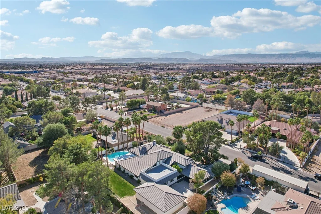 3140 Montessouri, Las Vegas, NV 89117