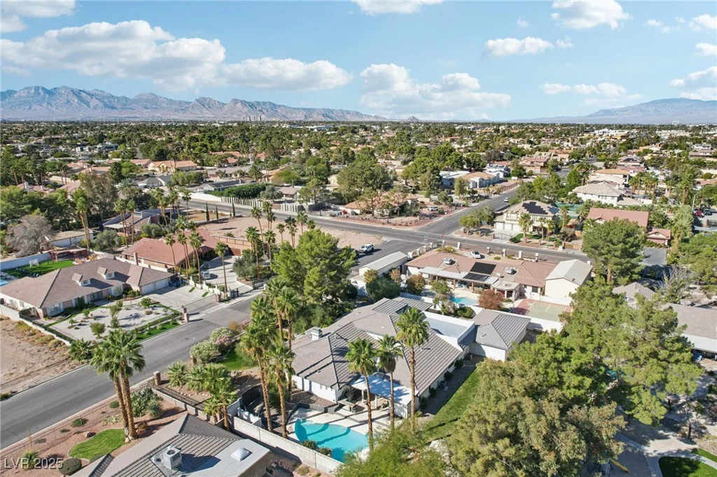 3140 Montessouri, Las Vegas, NV 89117