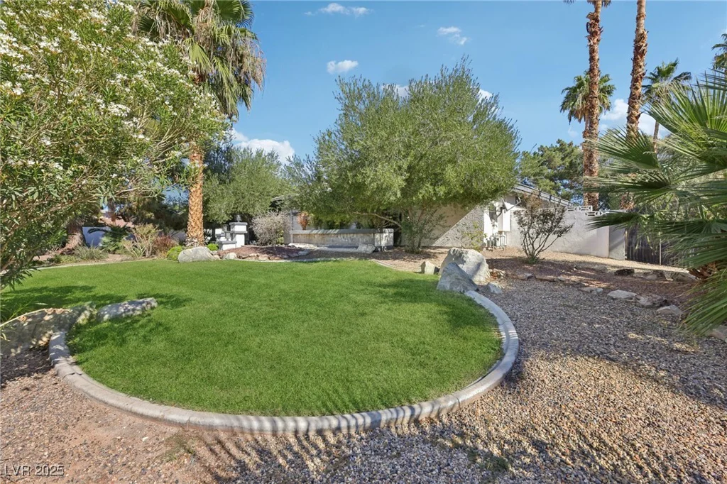 3140 Montessouri, Las Vegas, NV 89117