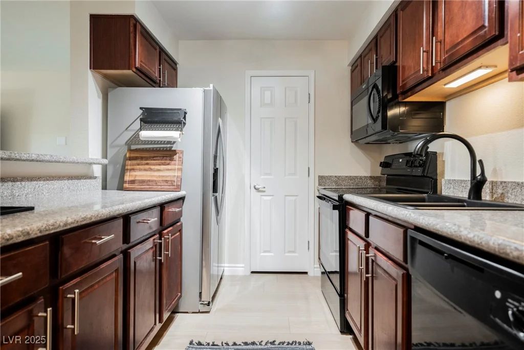 2451 Rainbow, Las Vegas, NV 89108
