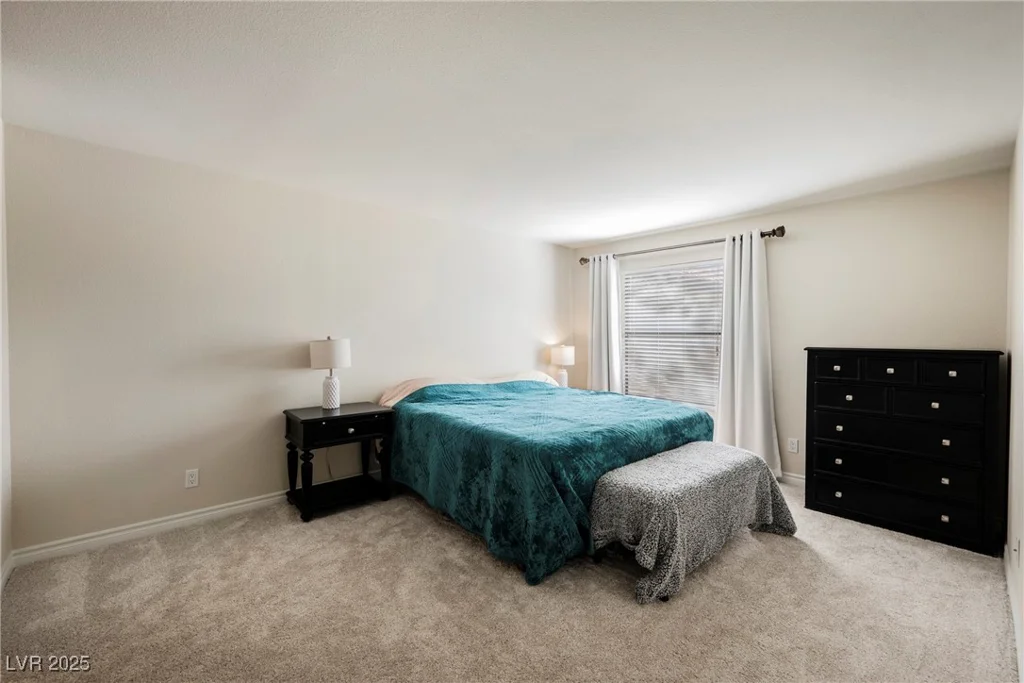2451 Rainbow, Las Vegas, NV 89108