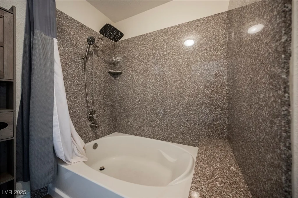 2451 Rainbow, Las Vegas, NV 89108