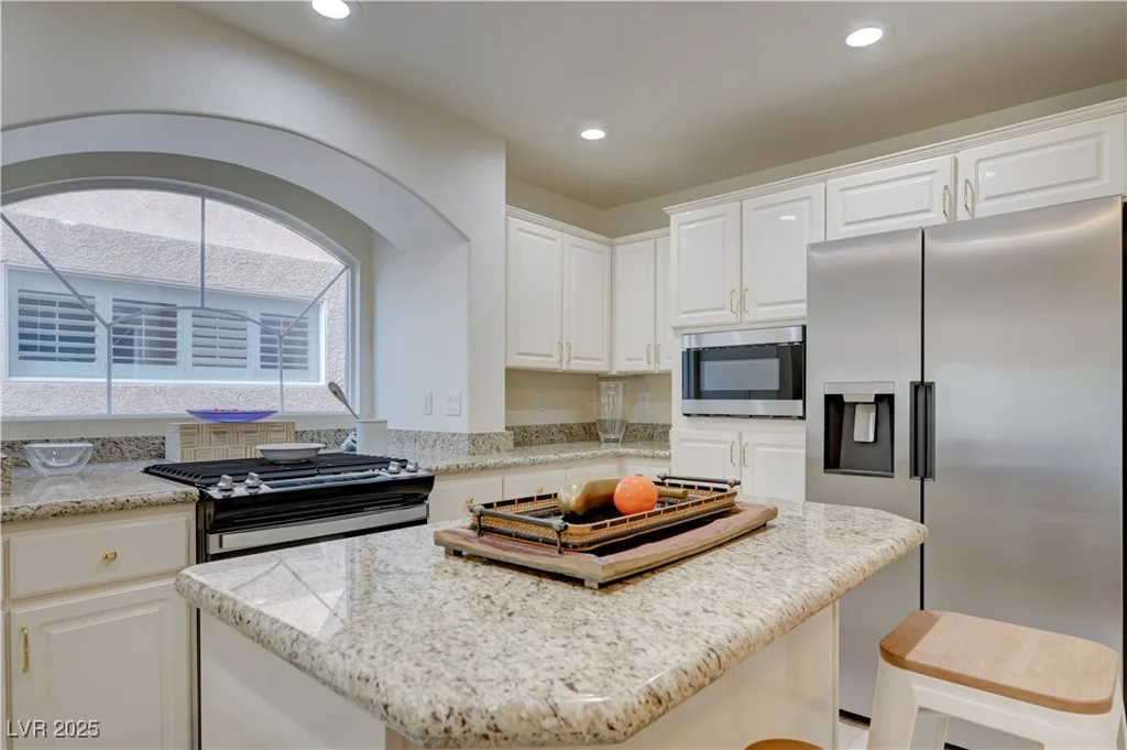10921 Calcedonian, Las Vegas, NV 89141