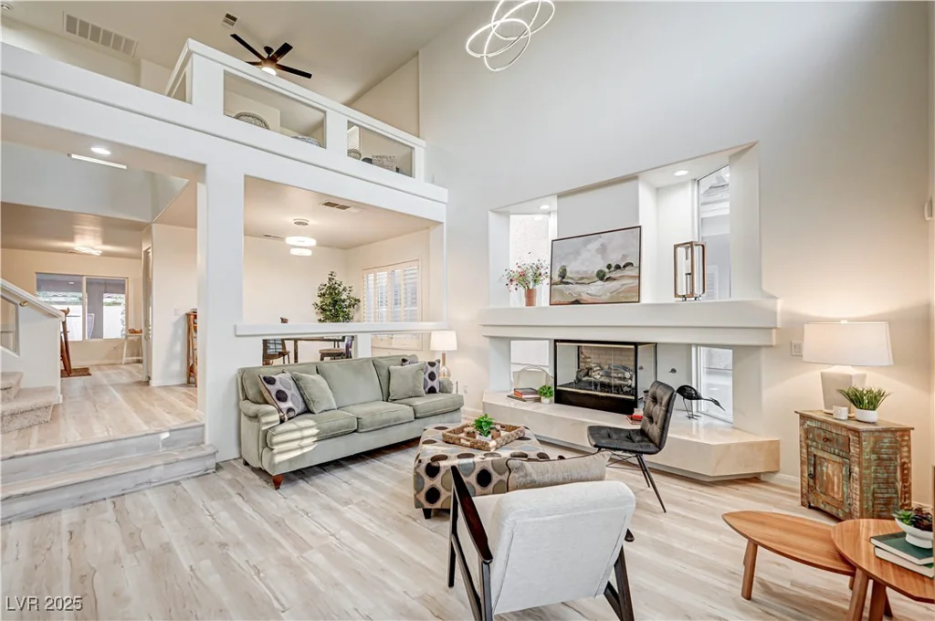 10921 Calcedonian, Las Vegas, NV 89141