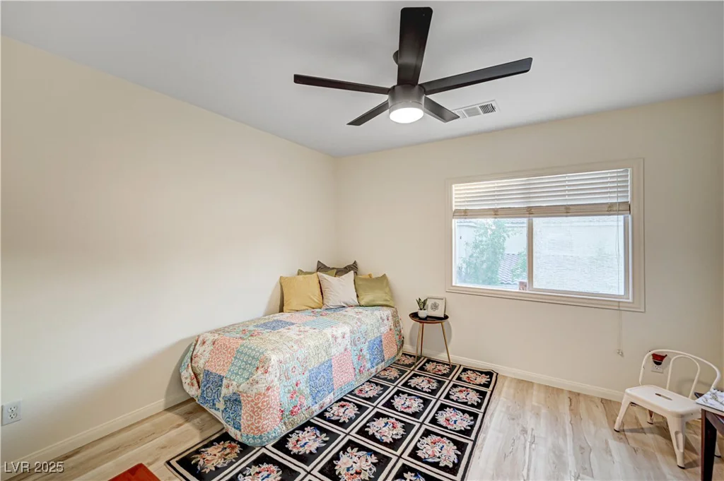 10921 Calcedonian, Las Vegas, NV 89141