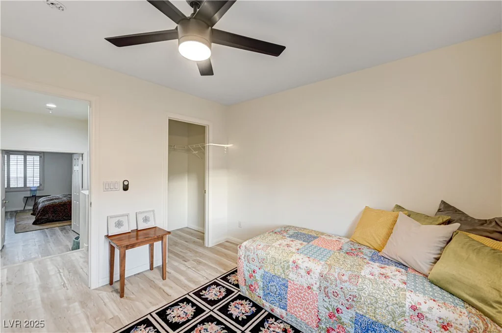 10921 Calcedonian, Las Vegas, NV 89141