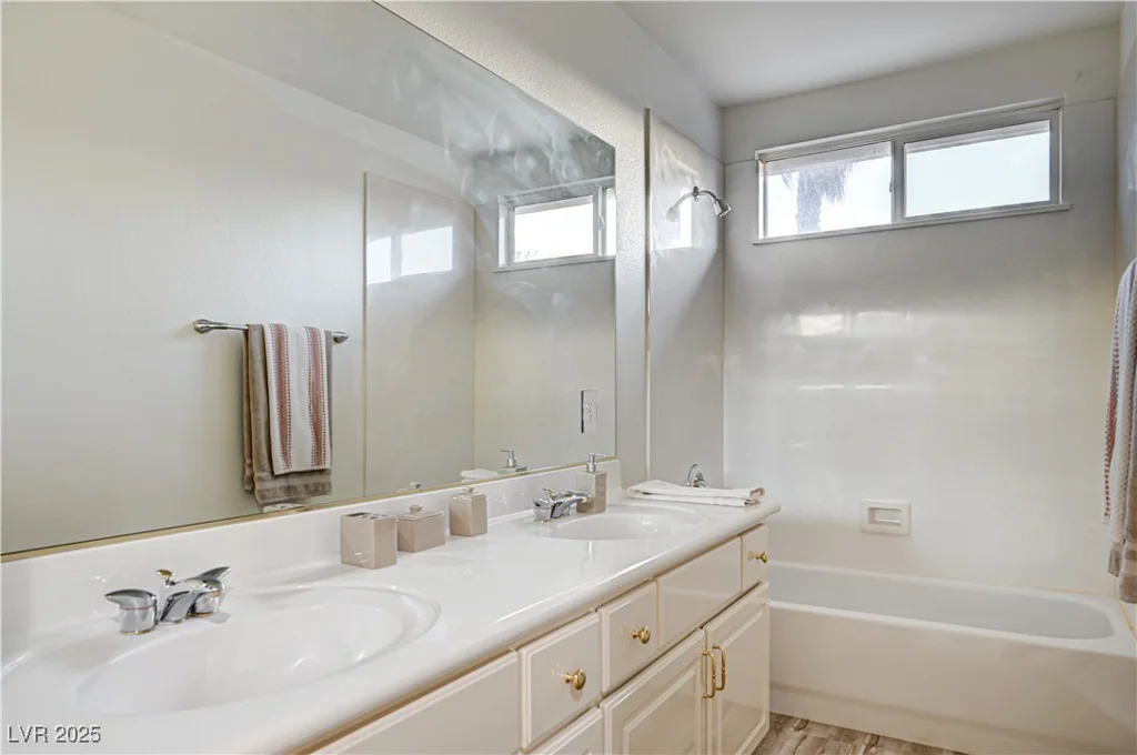 10921 Calcedonian, Las Vegas, NV 89141