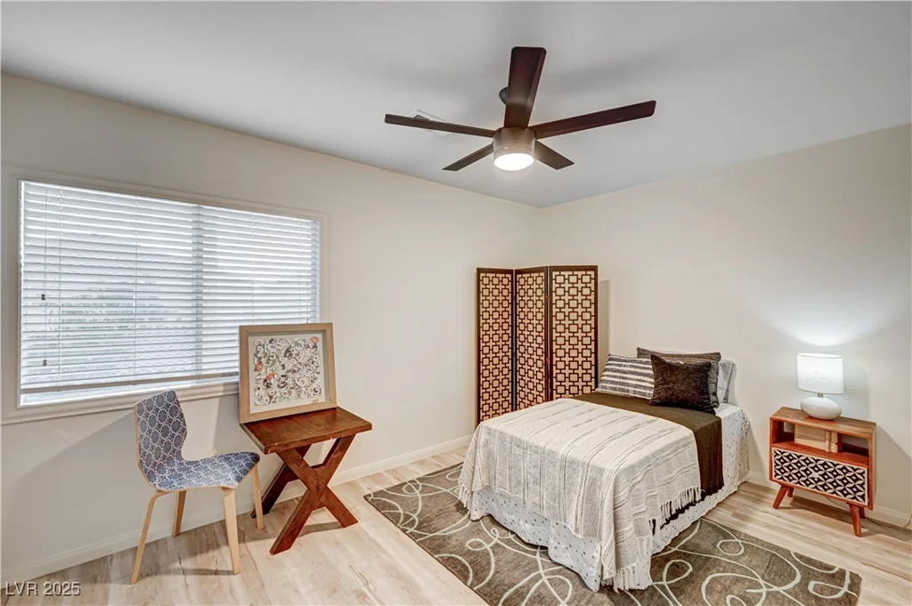 10921 Calcedonian, Las Vegas, NV 89141