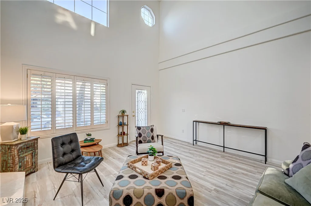 10921 Calcedonian, Las Vegas, NV 89141