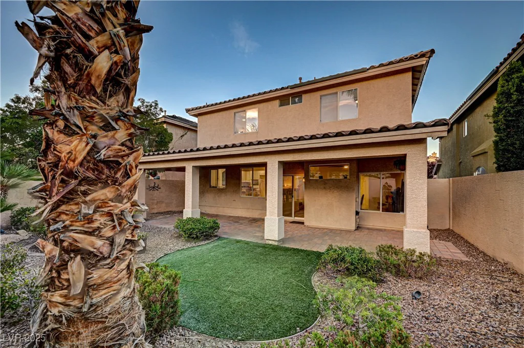 10921 Calcedonian, Las Vegas, NV 89141