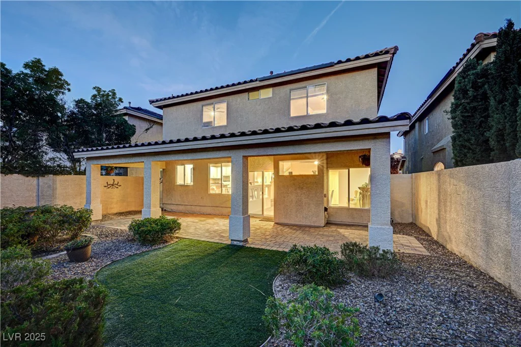 10921 Calcedonian, Las Vegas, NV 89141