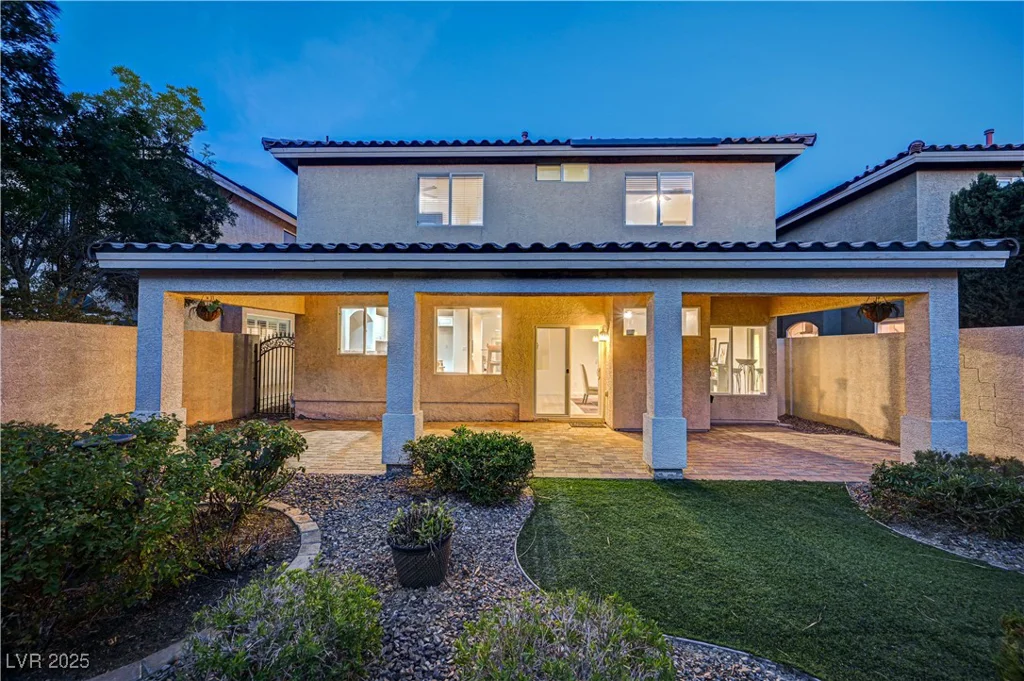 10921 Calcedonian, Las Vegas, NV 89141