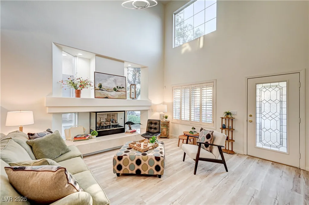 10921 Calcedonian, Las Vegas, NV 89141