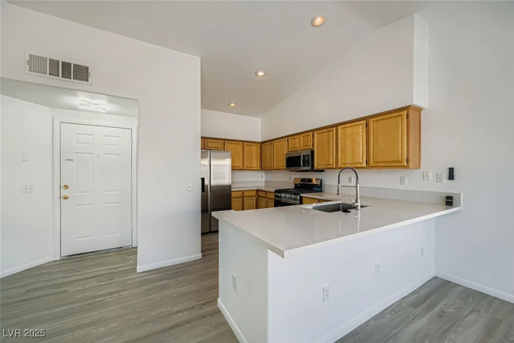 4941 Black Bear, Las Vegas, NV 89149