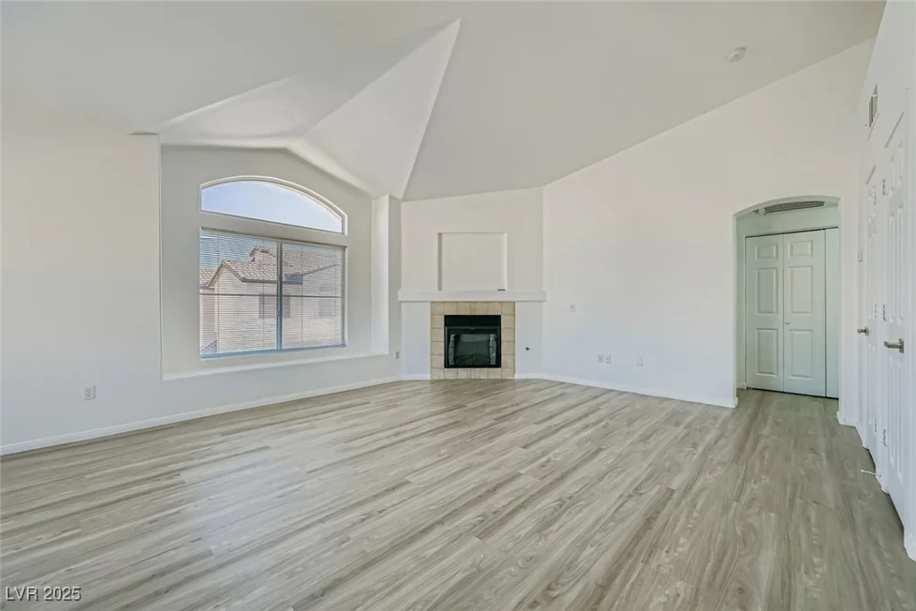 4941 Black Bear, Las Vegas, NV 89149