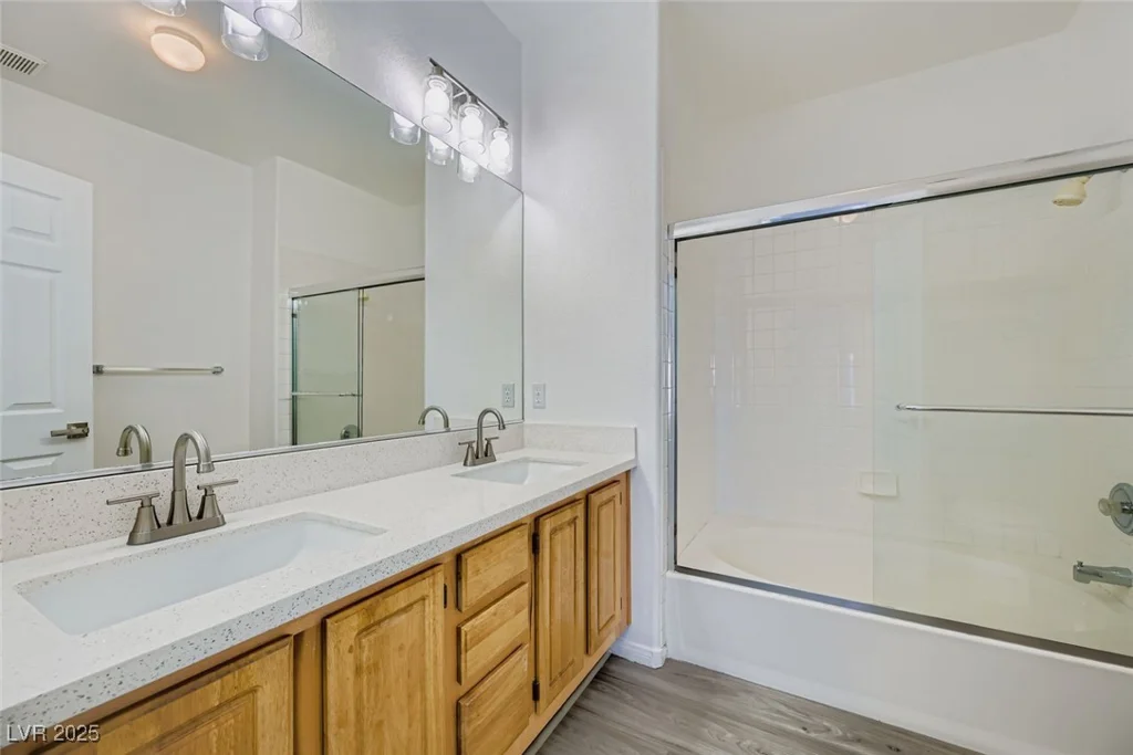 4941 Black Bear, Las Vegas, NV 89149