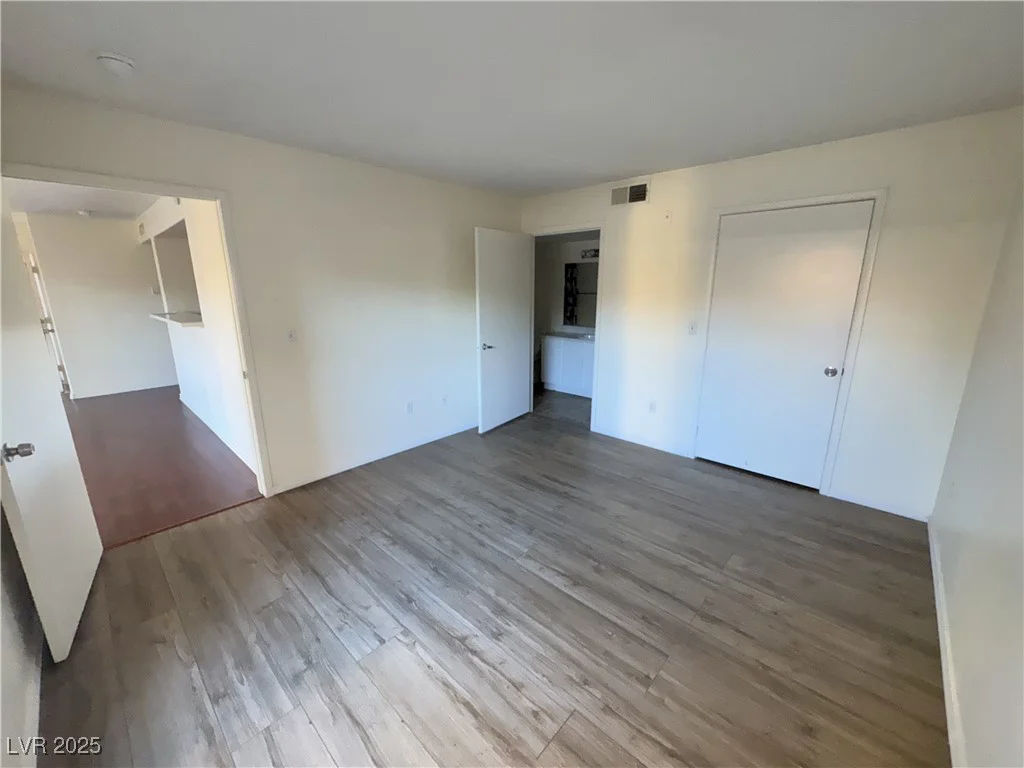 2300 Silverado Ranch, Las Vegas, NV 89183