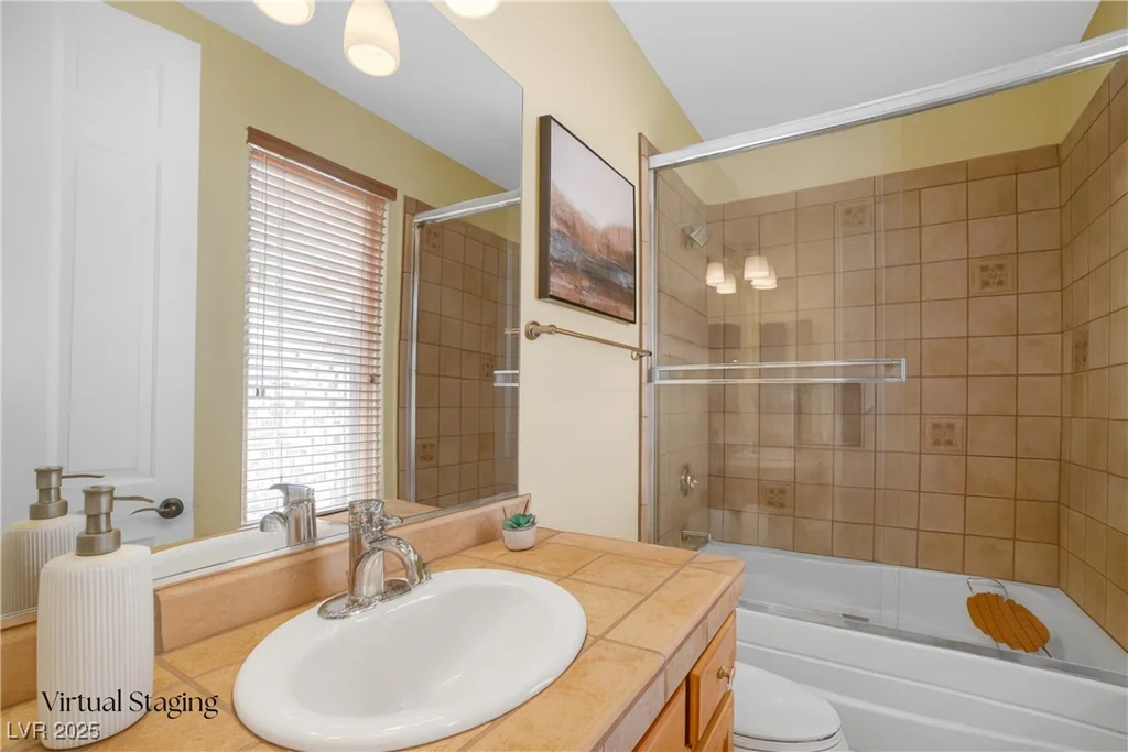 32 Cerchio Basso, Henderson, NV 89011