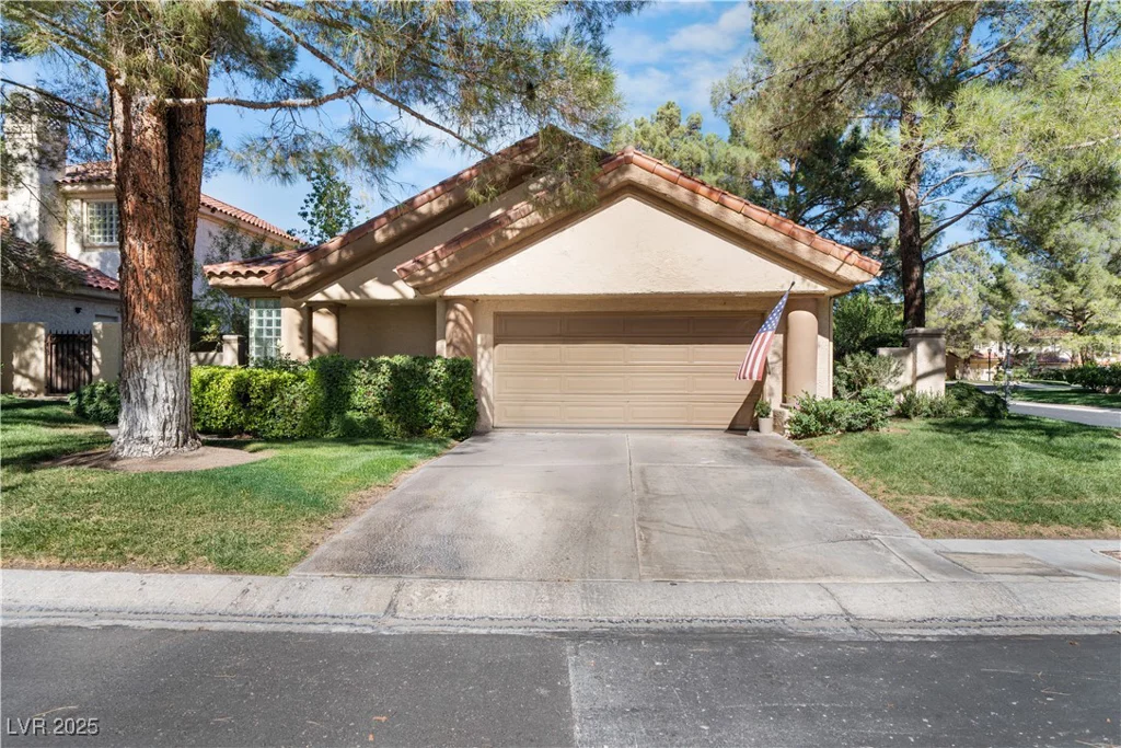 7960 Bermuda Dunes, Las Vegas, NV 89113