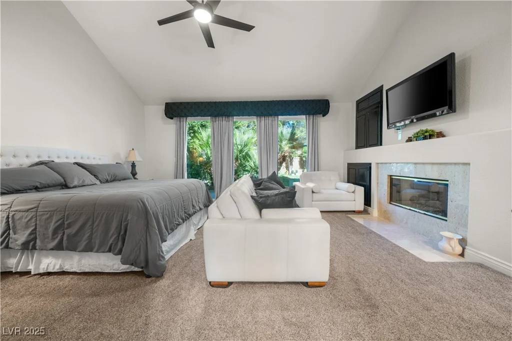 7960 Bermuda Dunes, Las Vegas, NV 89113