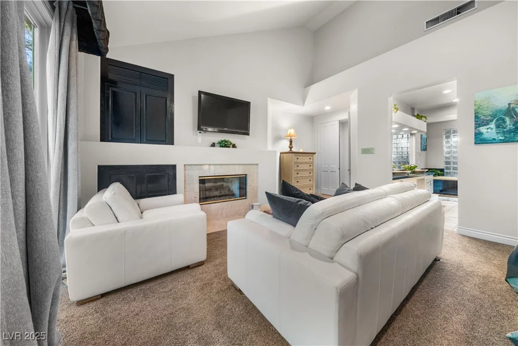 7960 Bermuda Dunes, Las Vegas, NV 89113