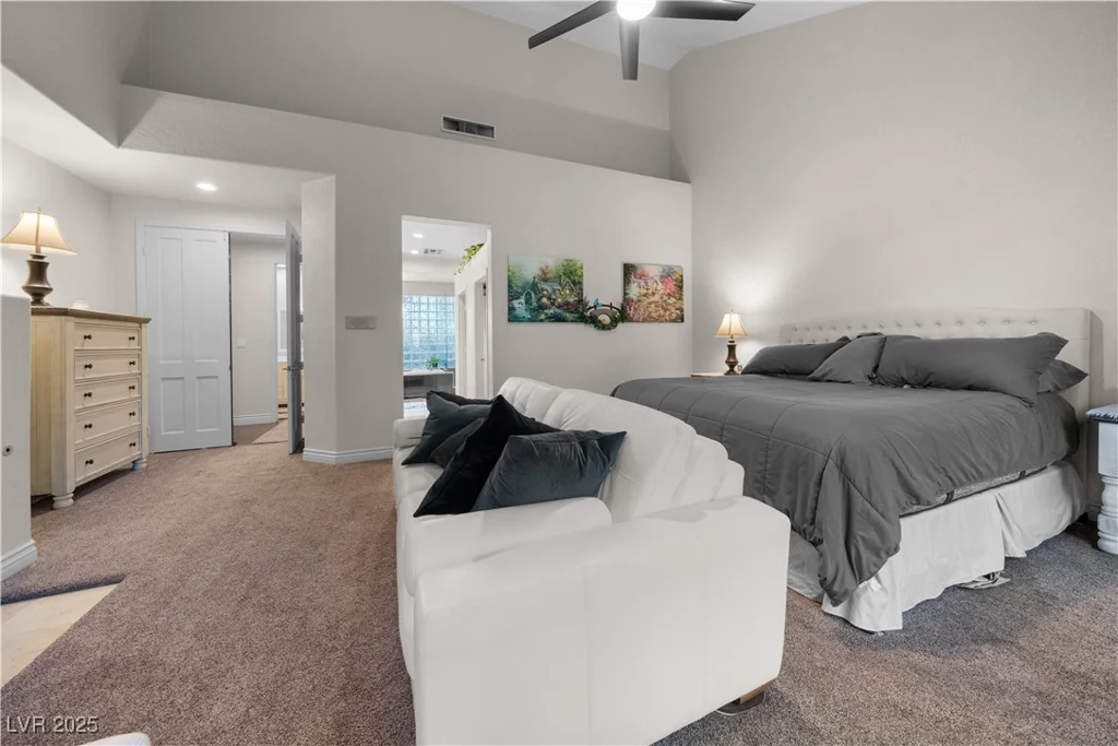 7960 Bermuda Dunes, Las Vegas, NV 89113