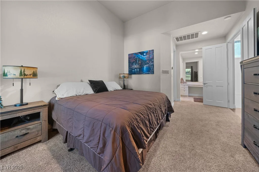 7960 Bermuda Dunes, Las Vegas, NV 89113