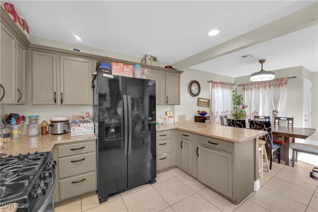 3993 Gulliver, Las Vegas, NV 89115