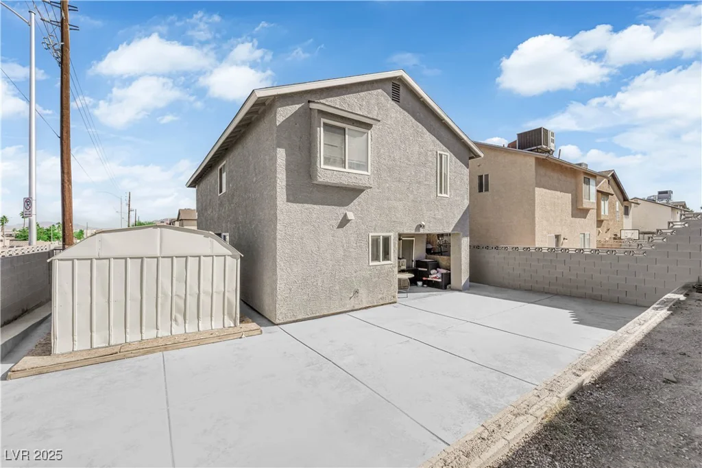 3993 Gulliver, Las Vegas, NV 89115
