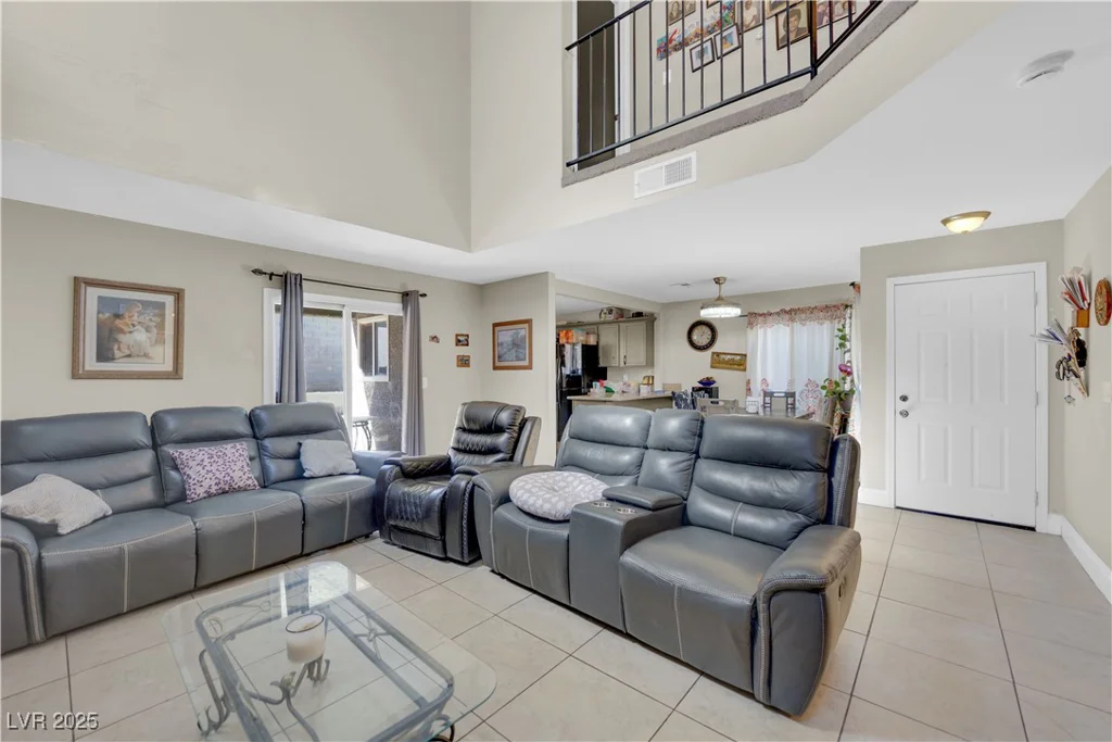 3993 Gulliver, Las Vegas, NV 89115