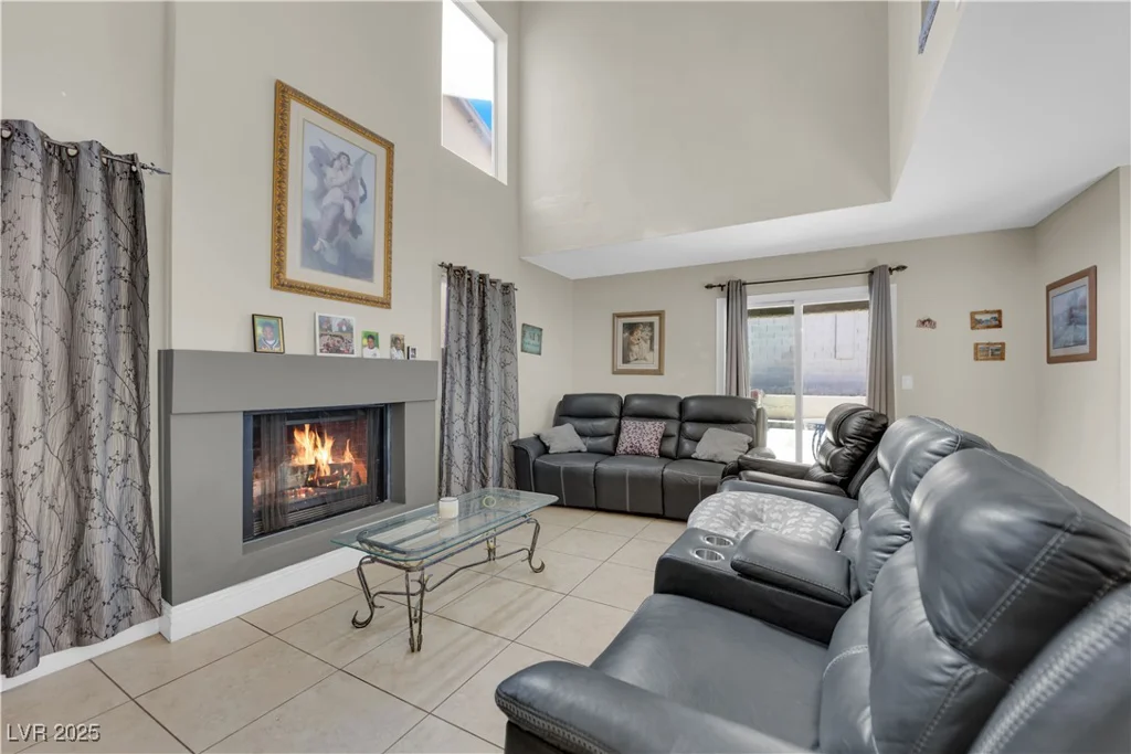 3993 Gulliver, Las Vegas, NV 89115