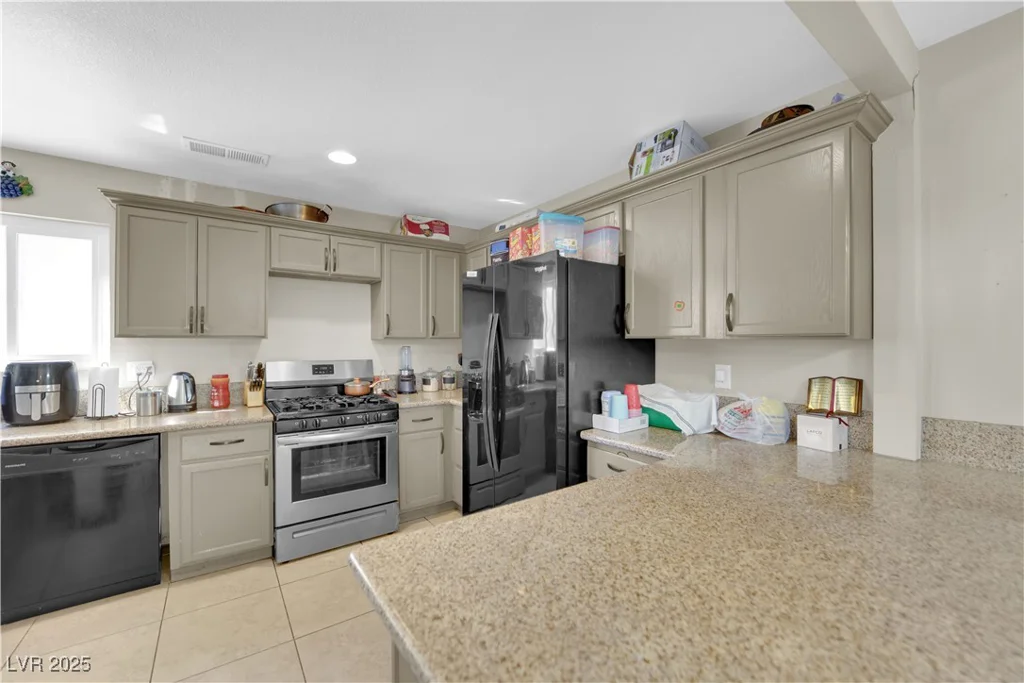 3993 Gulliver, Las Vegas, NV 89115