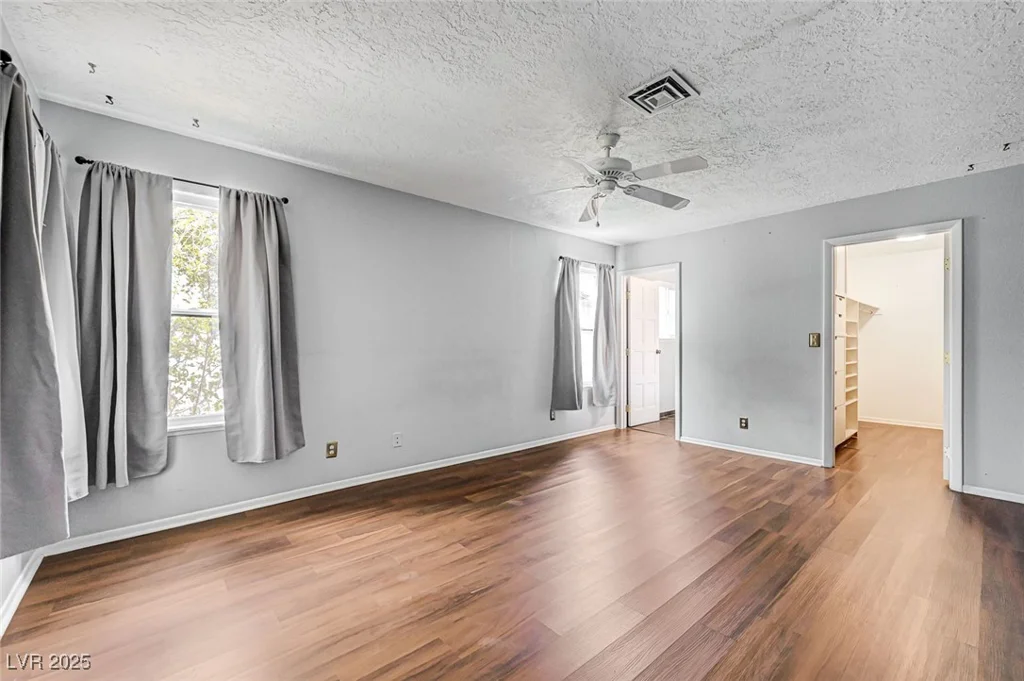 2475 Swan, Las Vegas, NV 89121