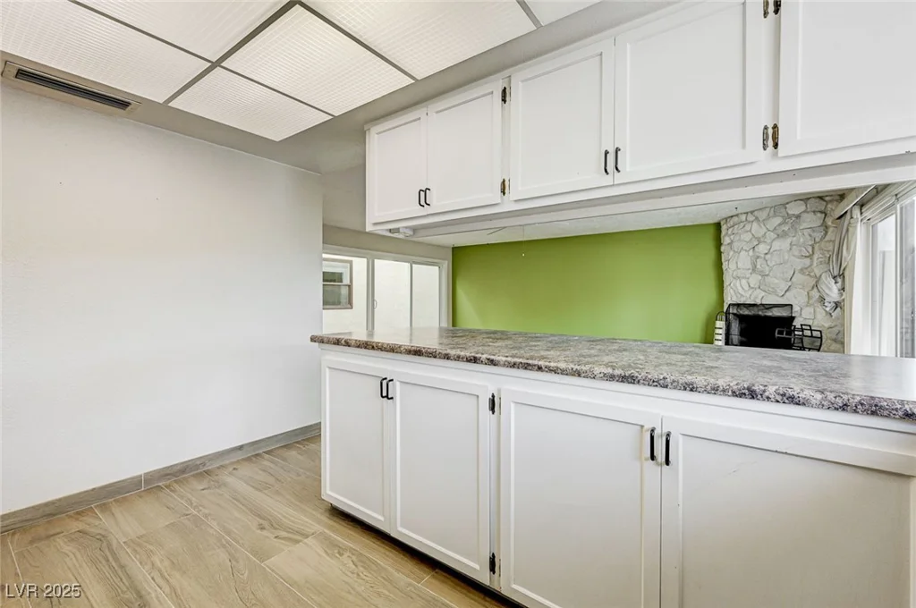 2475 Swan, Las Vegas, NV 89121