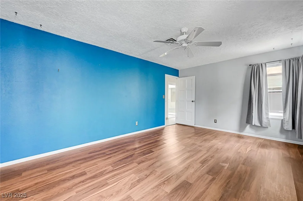 2475 Swan, Las Vegas, NV 89121