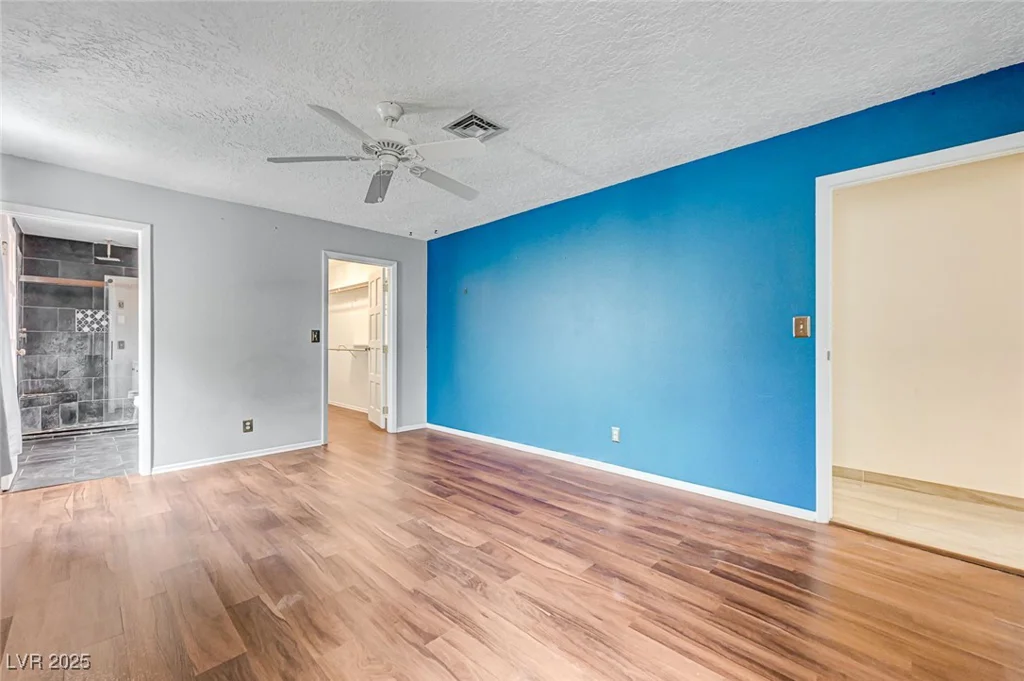 2475 Swan, Las Vegas, NV 89121