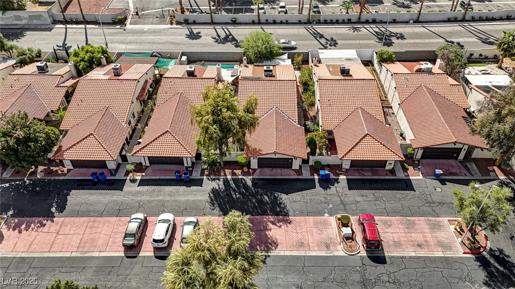 2475 Swan, Las Vegas, NV 89121