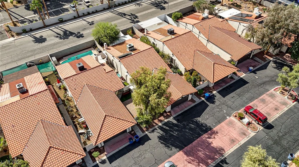 2475 Swan, Las Vegas, NV 89121
