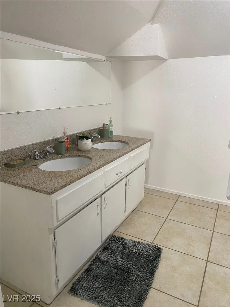 735 Canyon Street, Ely, NV 89301