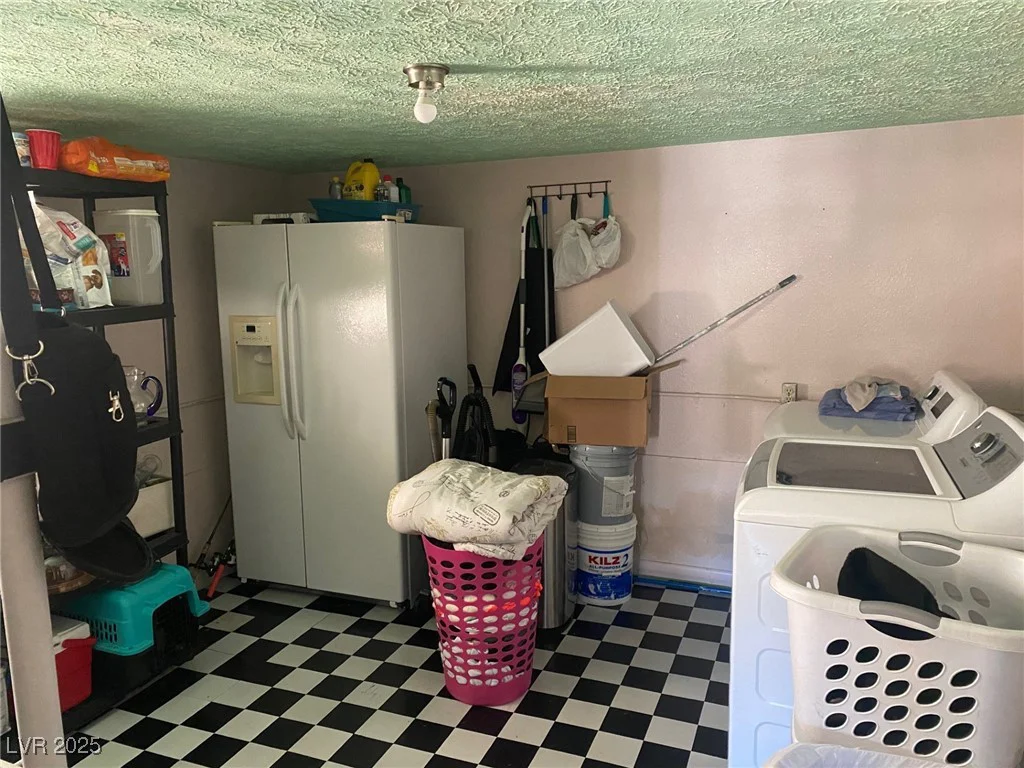735 Canyon Street, Ely, NV 89301