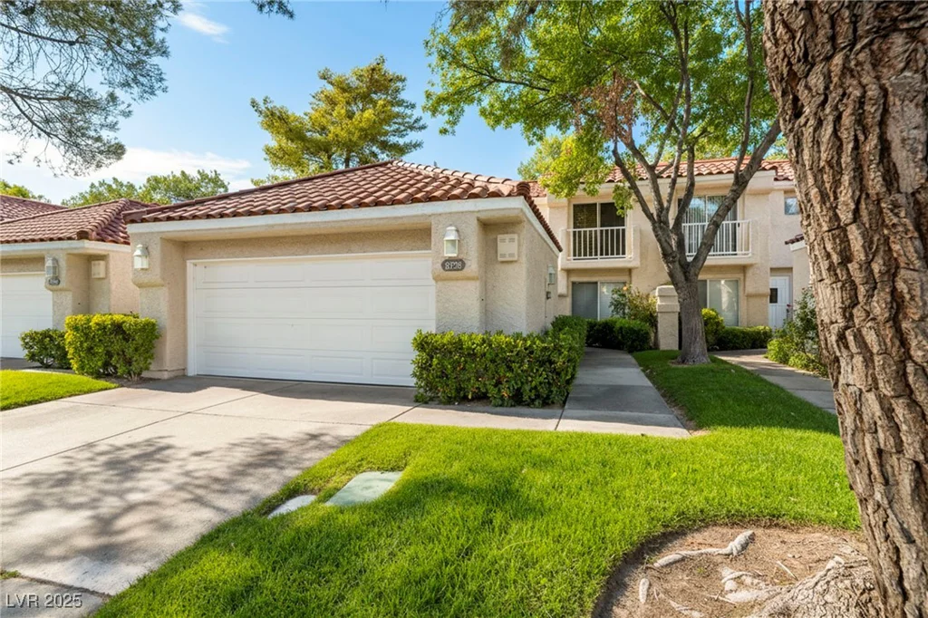 6976 Emerald Springs, Las Vegas, NV 89113