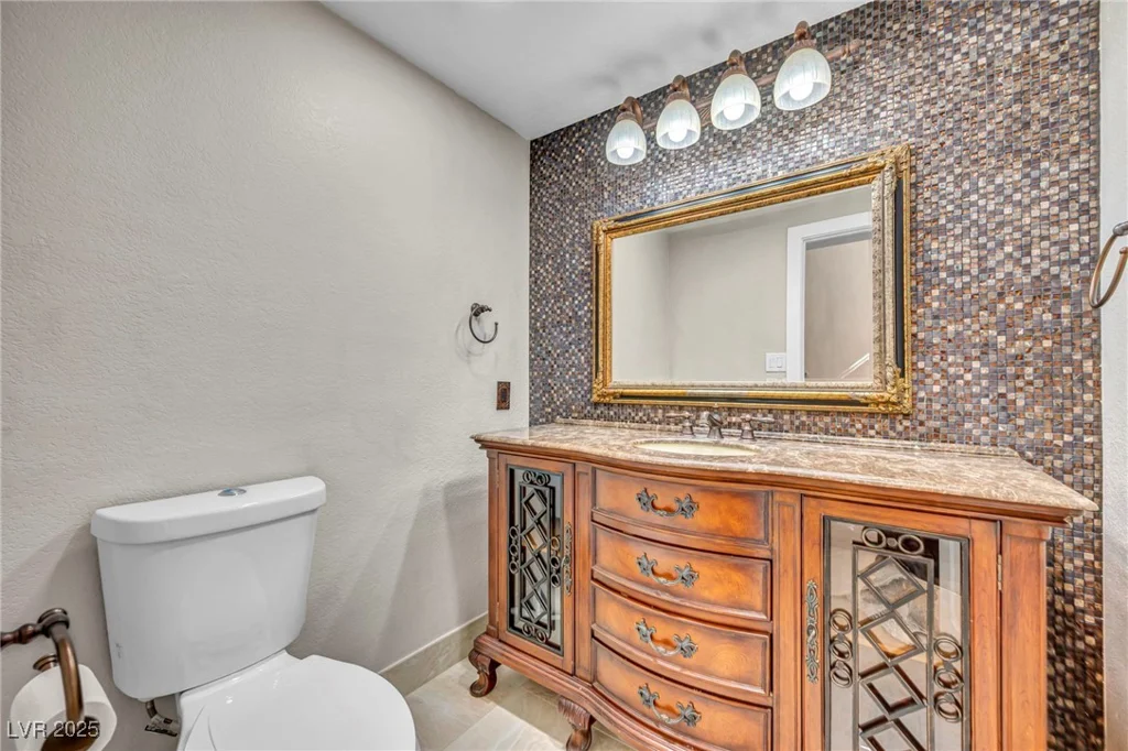 6976 Emerald Springs, Las Vegas, NV 89113