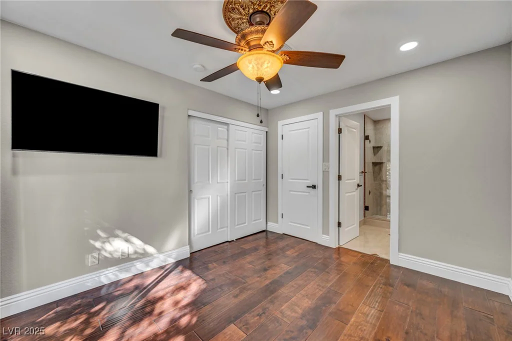 6976 Emerald Springs, Las Vegas, NV 89113