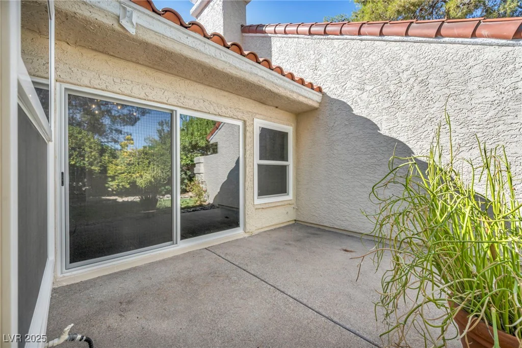 6976 Emerald Springs, Las Vegas, NV 89113