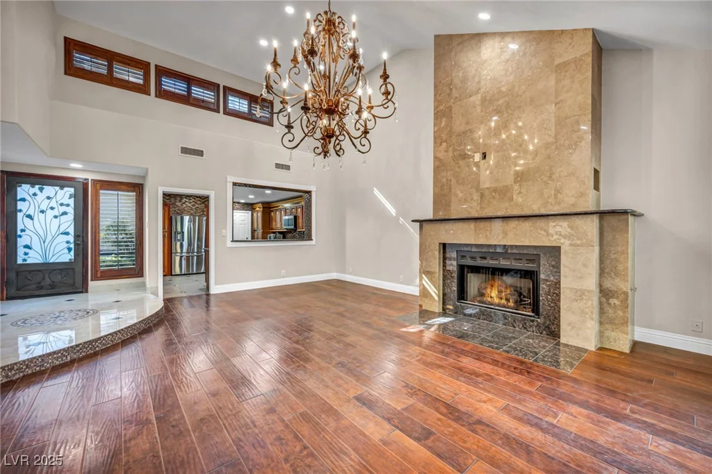 6976 Emerald Springs, Las Vegas, NV 89113