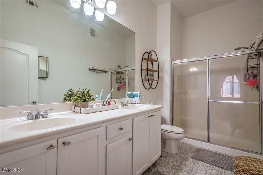 8805 Jeffreys, Las Vegas, NV 89123